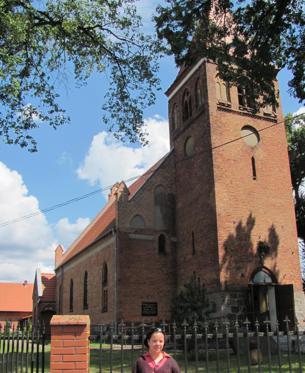 Kościół pw. Matki Bożej Wspomożenia Wiernych (Lipinki/Kujawy; Polska)